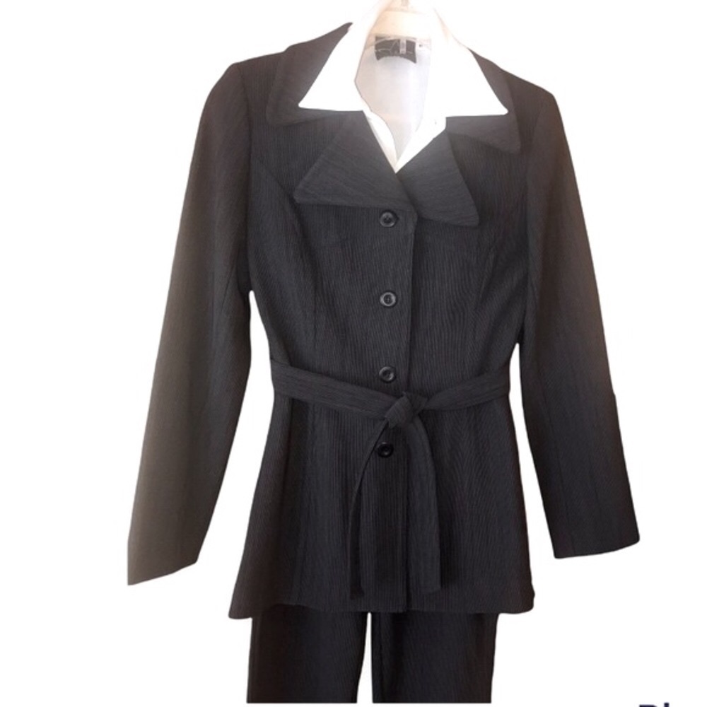 NWT Bisou Bisou Suit Set Jacket and Pants